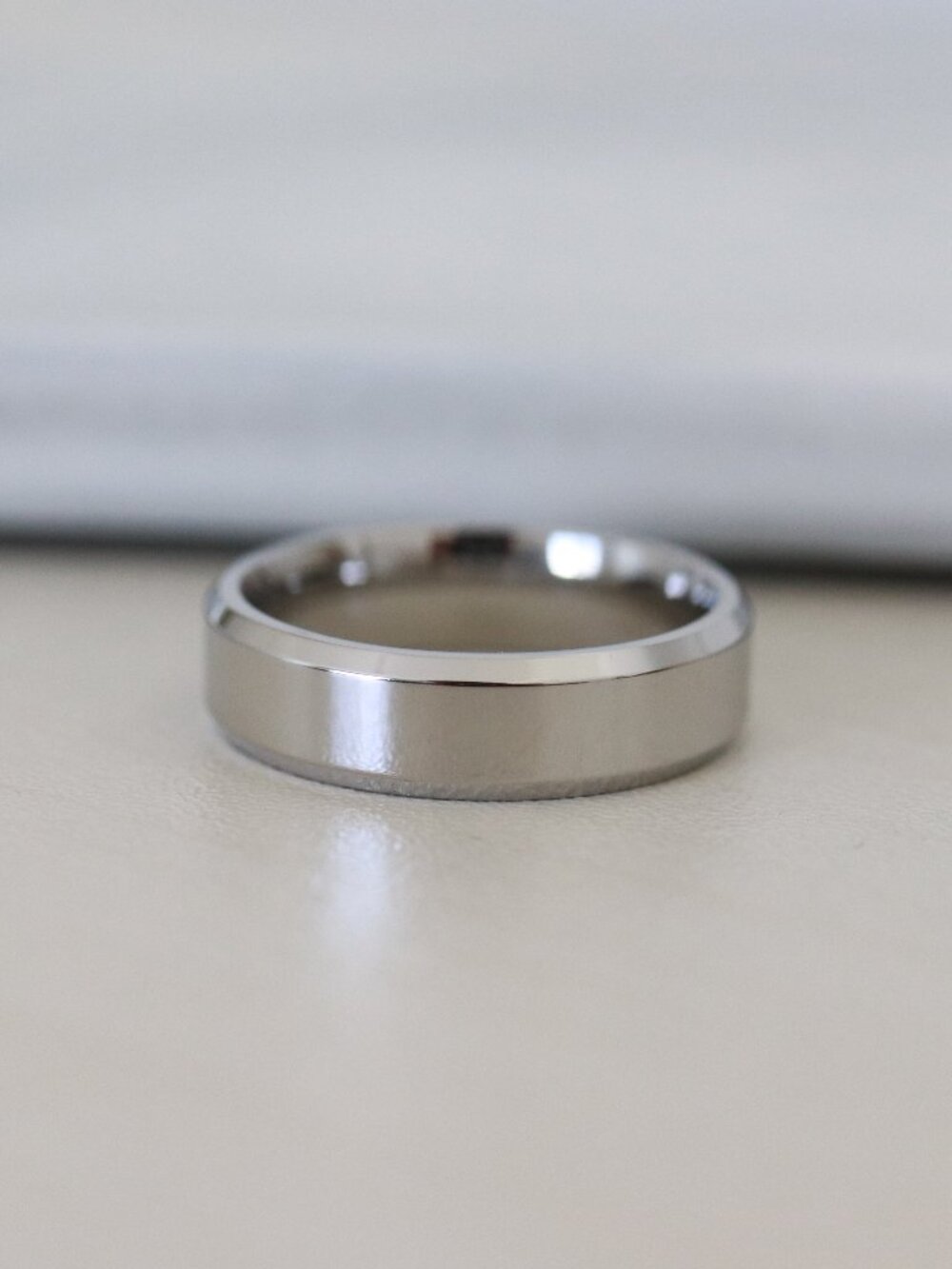 BVHP6 Mens Ring 6mm Beveled Edge Wedding Band Ring Silver Stainless Steel HQ